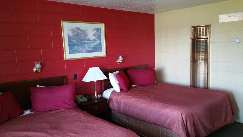 Riverview Motel 3*