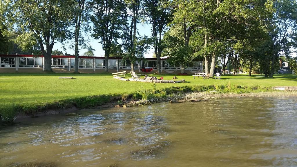 Motel Riverview 3*